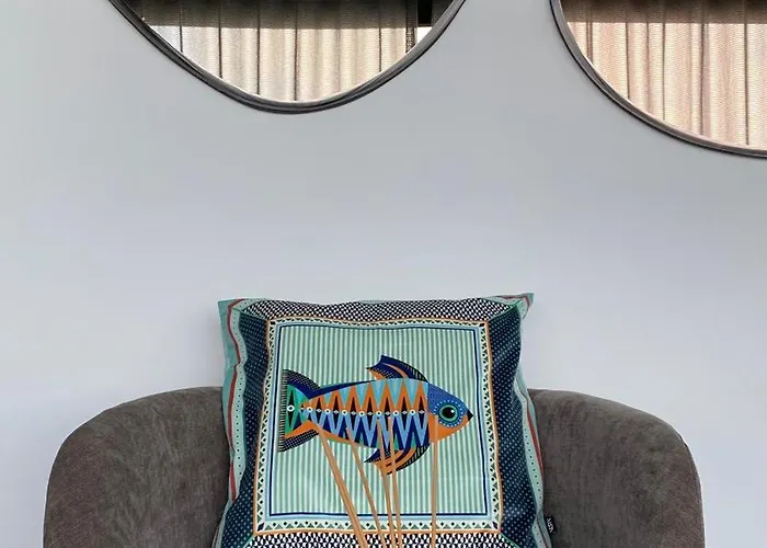 Bluvari' Charming House Villa *