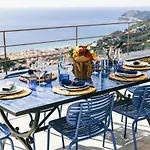 Vila Bluvari' Charming House