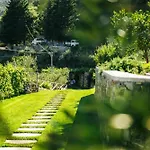 Bluvari' Charming House Vila