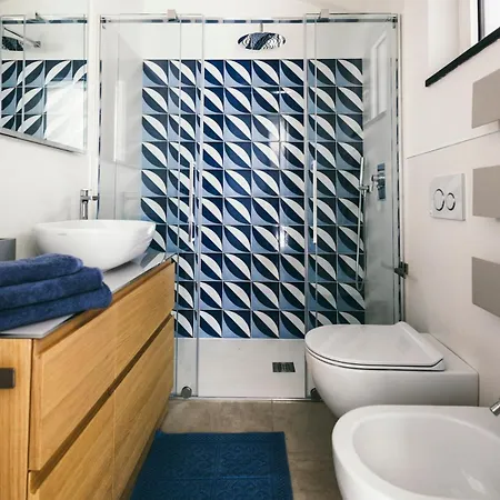 Bluvari' Charming House Villa