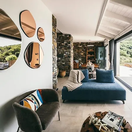 Bluvari' Charming House *