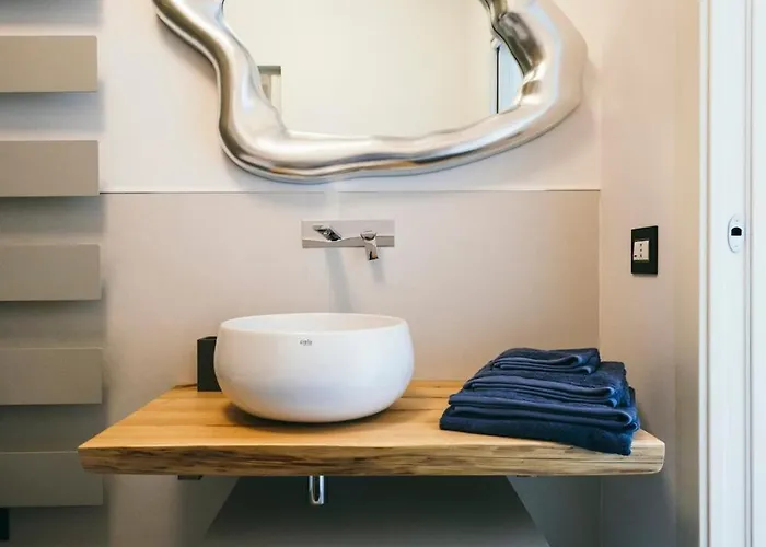 Villa Bluvari' Charming House Alassio