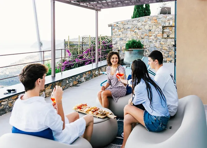 Bluvari' Charming House Villa